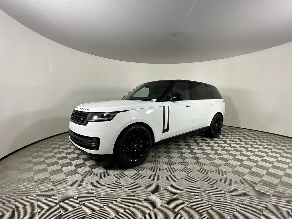 2025 Land Rover Range Rover SE