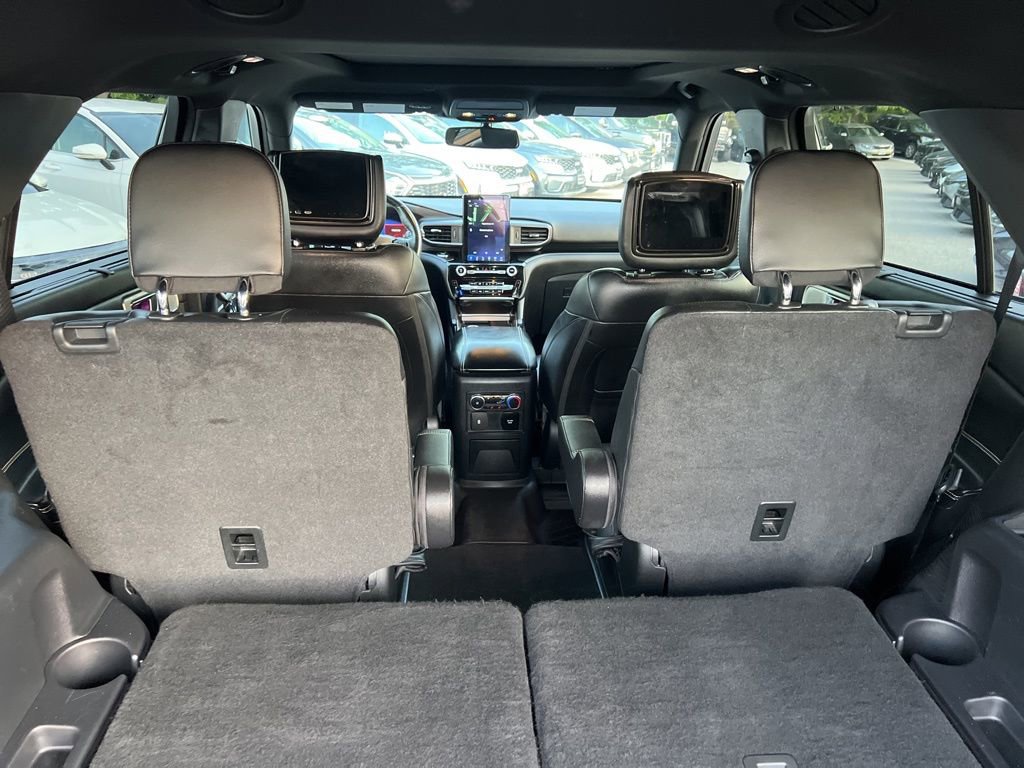 2022 Ford Explorer ST photo 30