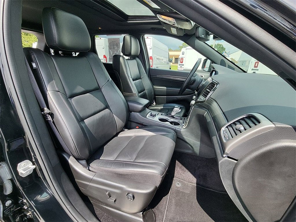 2022 Jeep Cherokee Limited photo 22