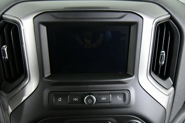 2026 Chevrolet Silverado 1500 photo 3