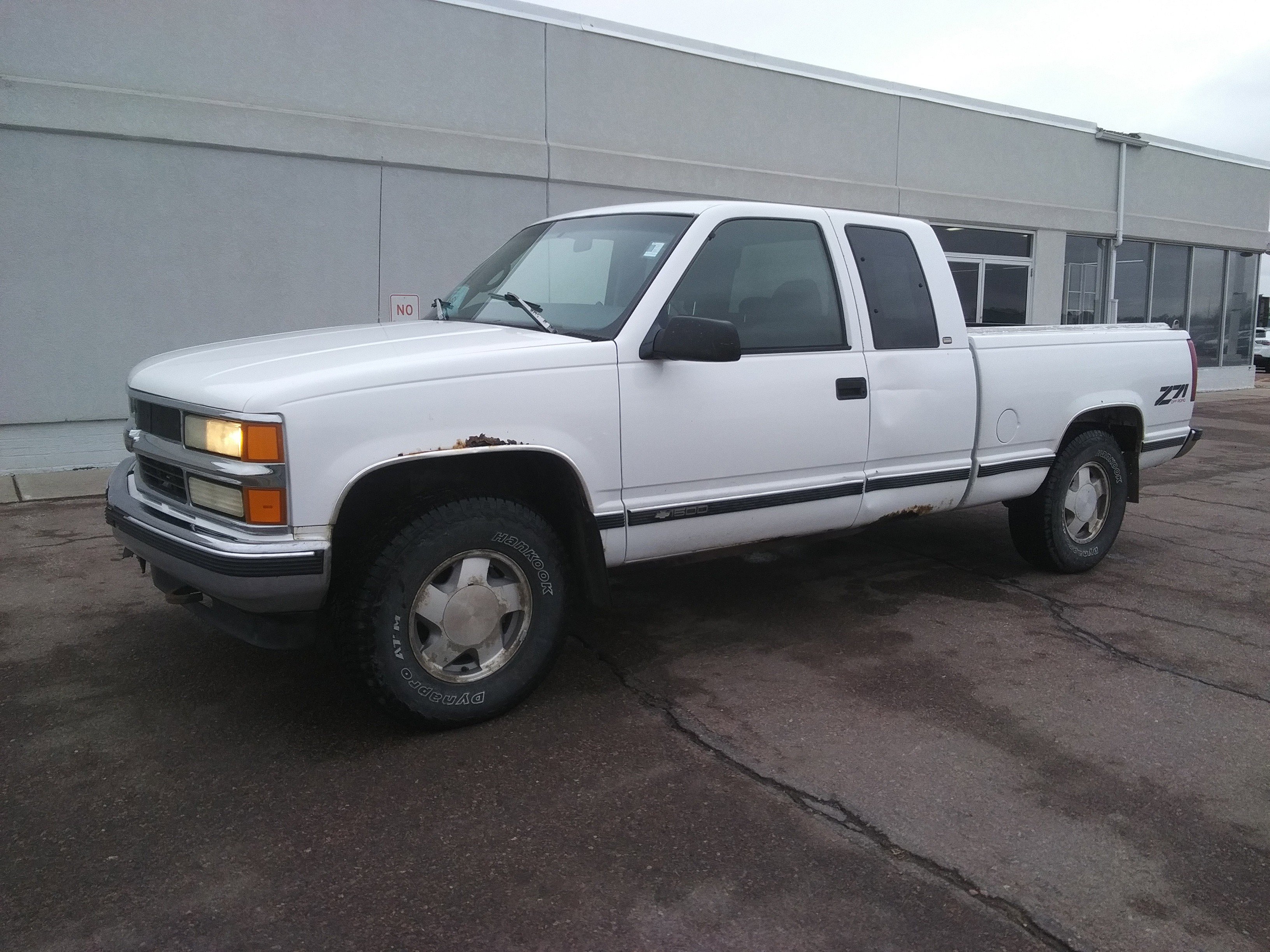 Used 1997 Chevrolet K1500 CHEYENNE with VIN 2GCEK19R2V1239813 for sale in Aberdeen, SD