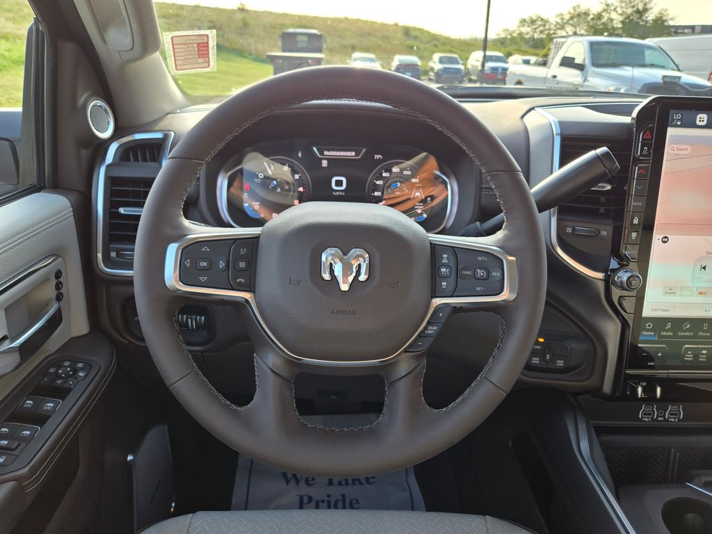 2025 Ram 2500 Laramie photo 17