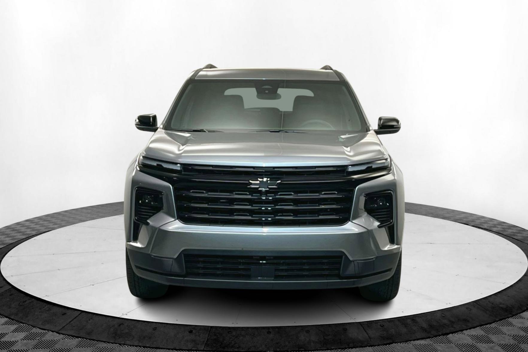 2026 Chevrolet Traverse photo 8