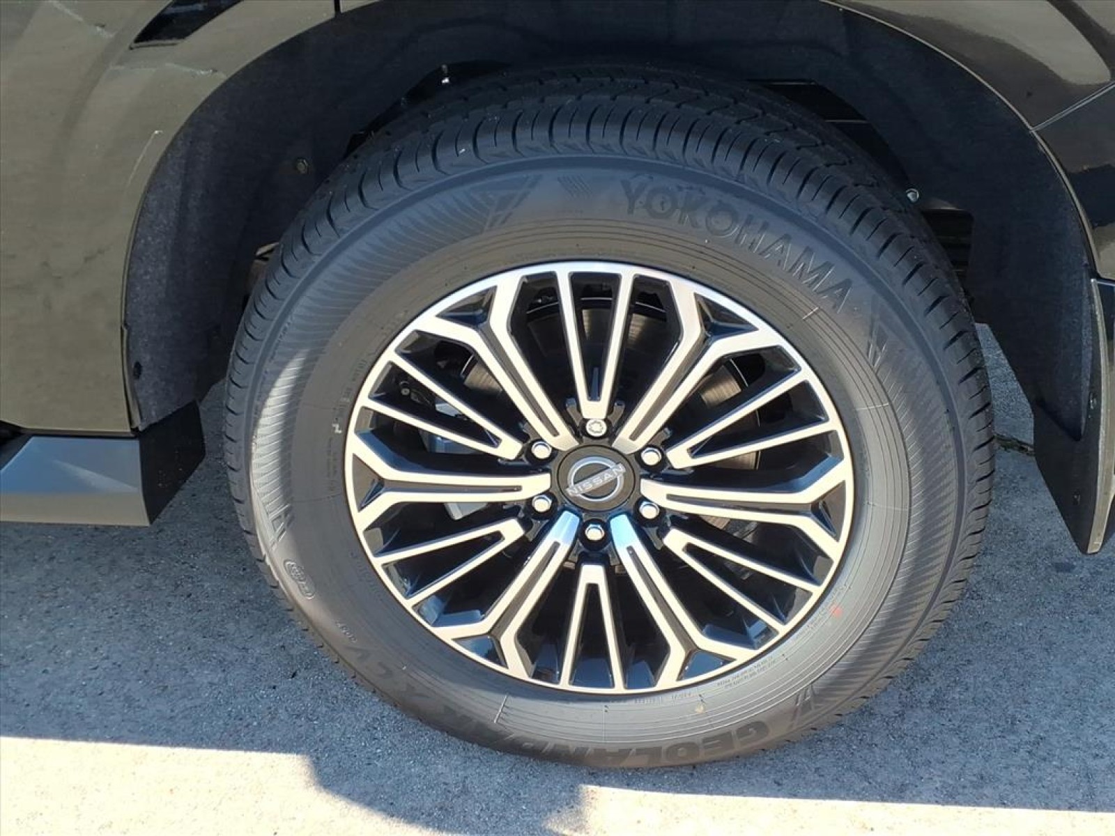 2026 Nissan Armada SL Black at Robbins Nissan