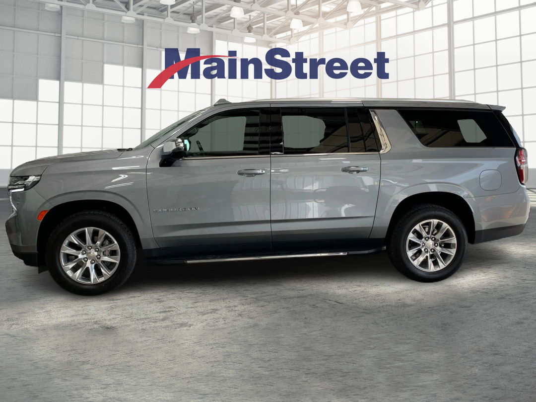 Used 2023 Chevrolet Suburban Premier with VIN 1GNSKFKDXPR270114 for sale in Kansas City