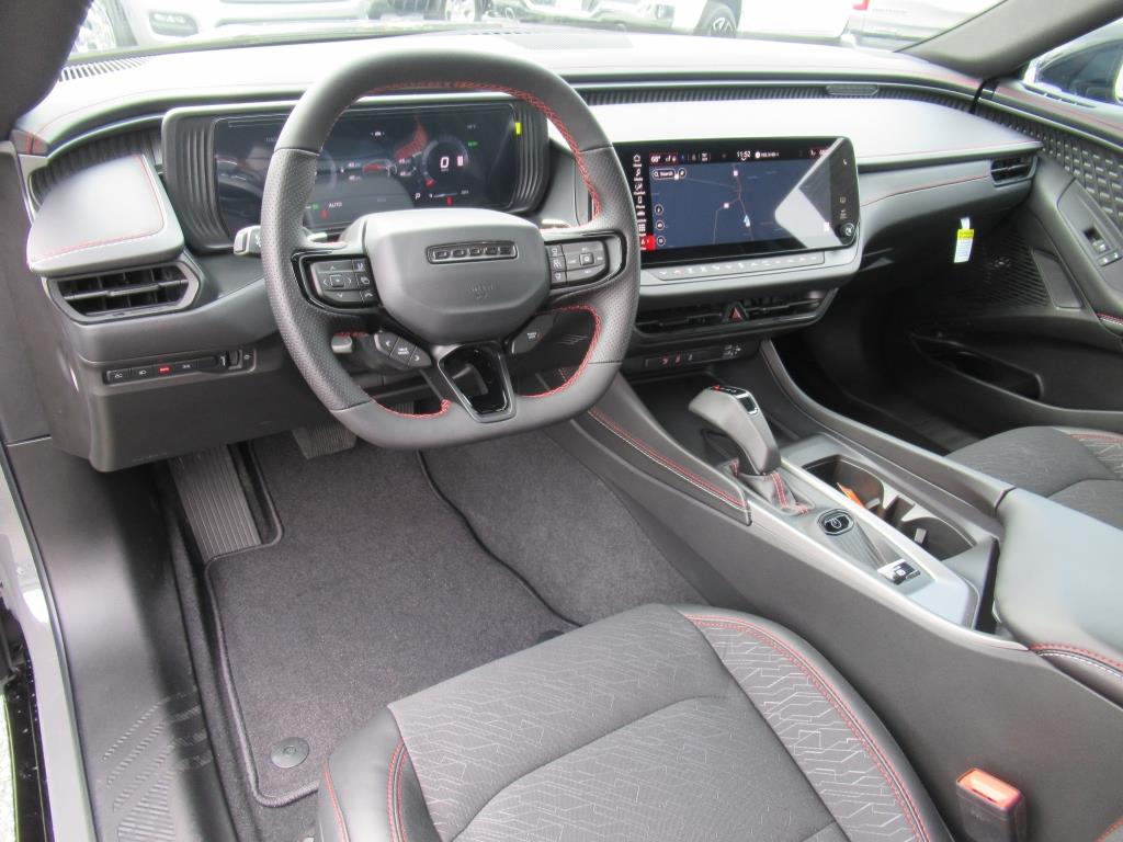2025 Dodge Charger R/T photo 14