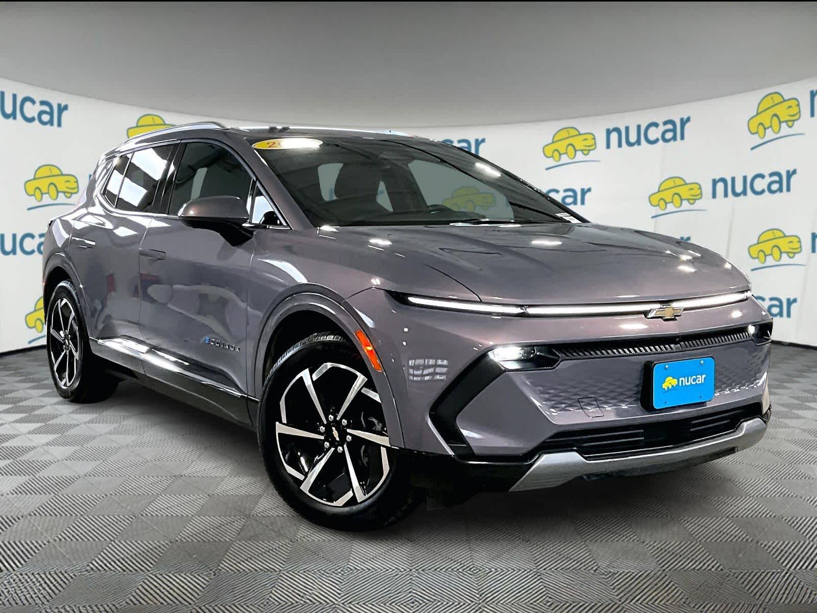 2025 Chevrolet Equinox EV LT's photo