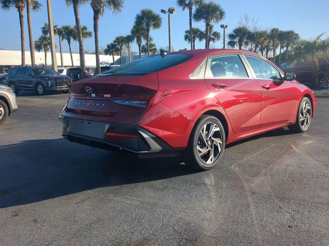 2025 Hyundai Elantra SEL Convenience photo 4