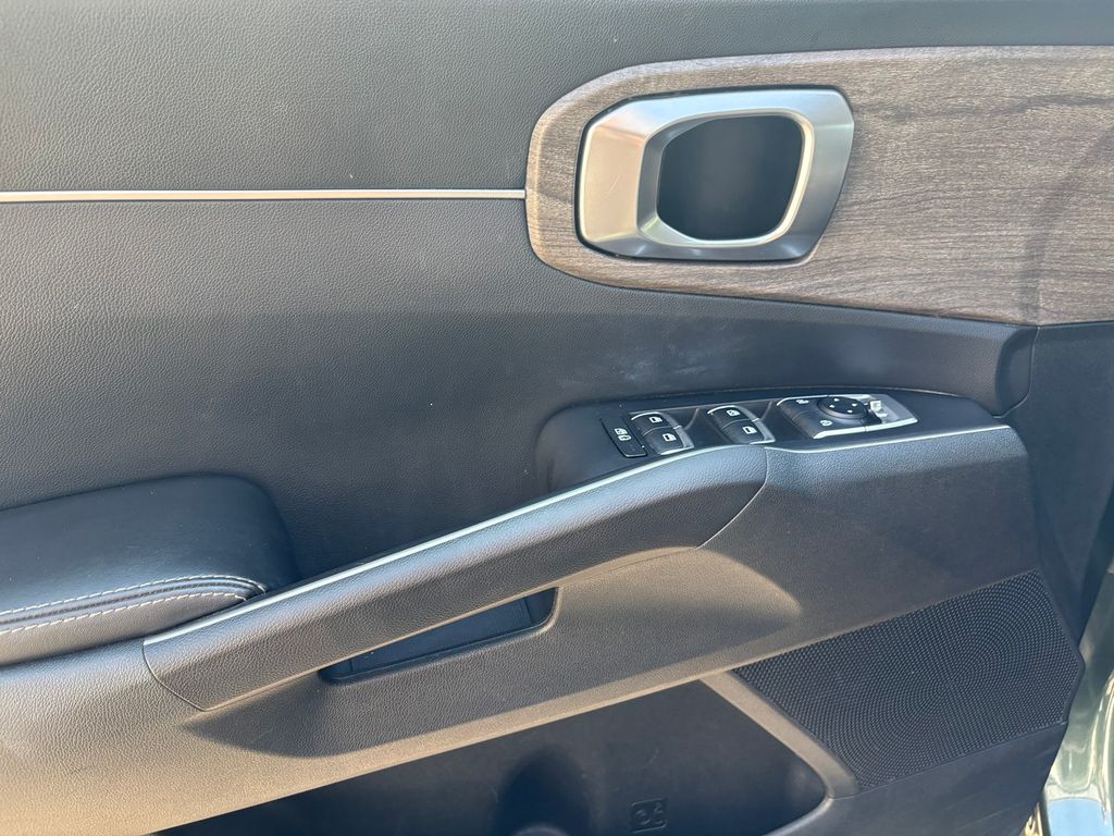 2022 Kia Sorento X-Line S photo 10
