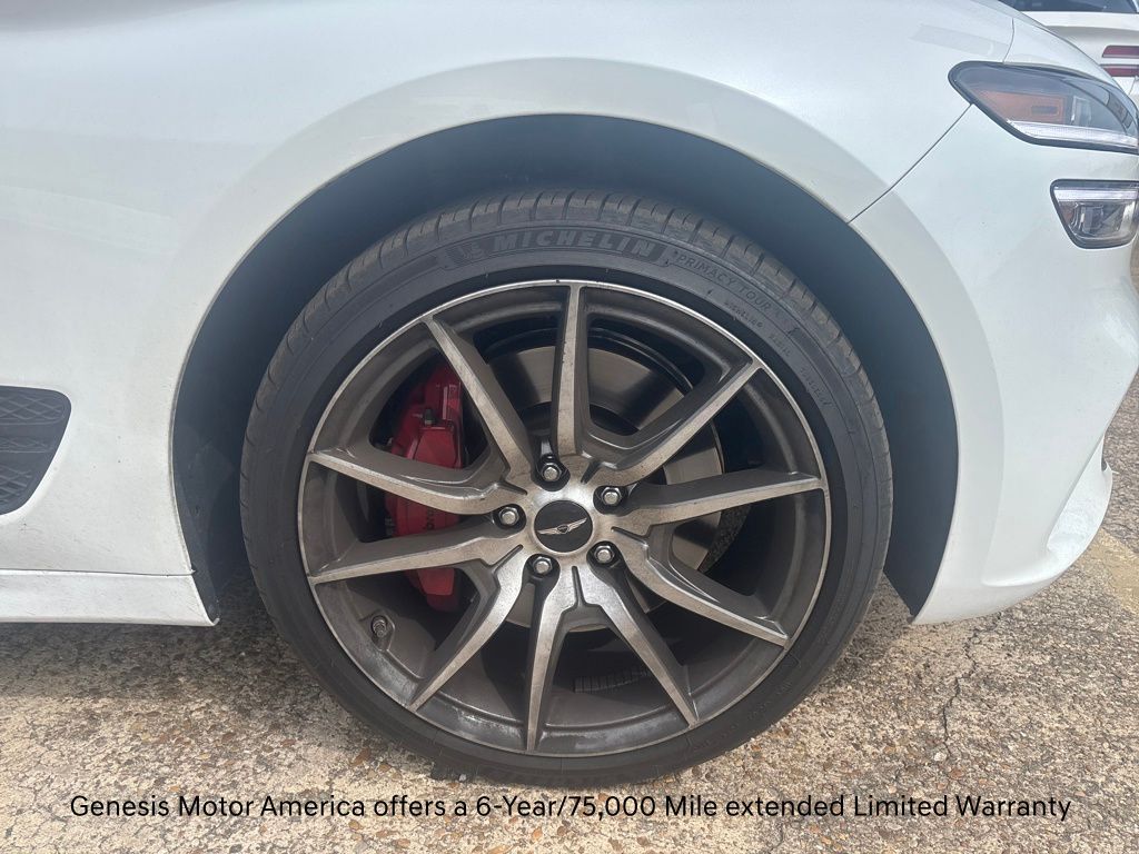 2025 Genesis G70 2.5T photo 2