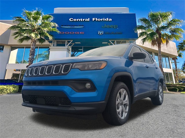 2025 Jeep Compass North Edition Latitude photo 3
