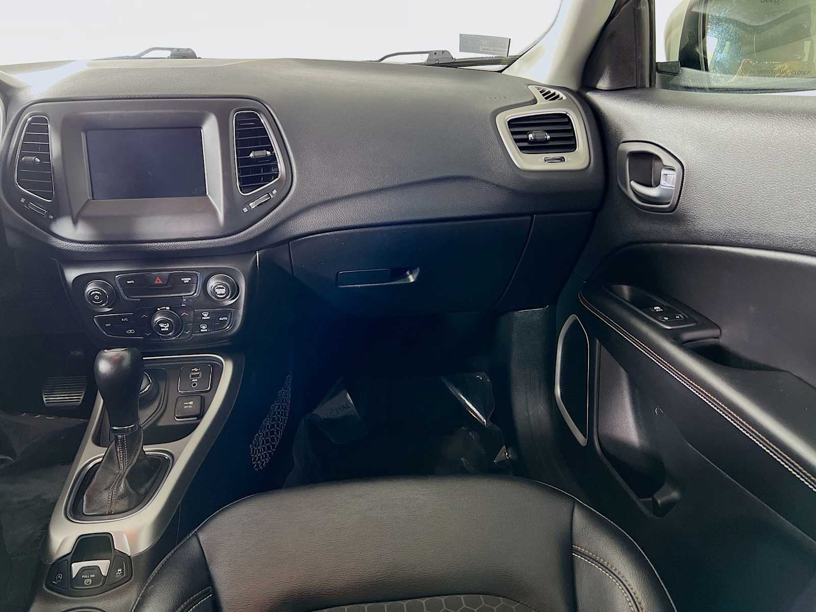 2019 Jeep Compass Latitude photo 17