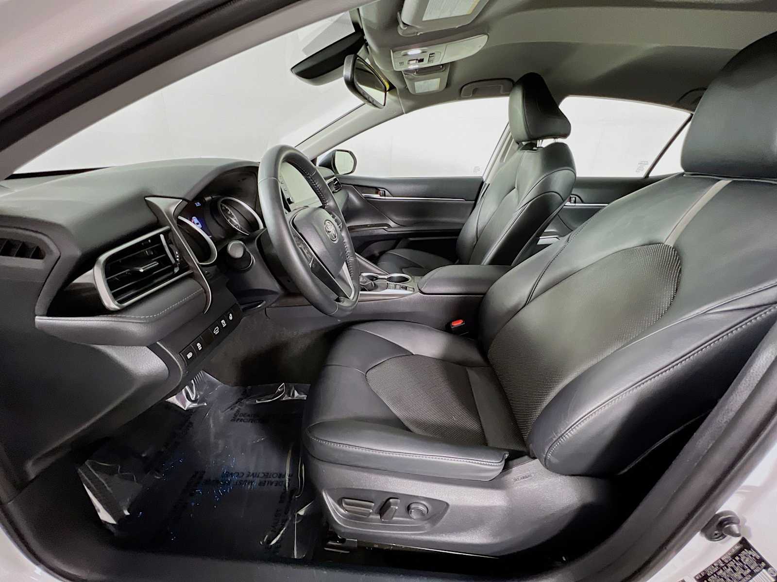 2023 Toyota Camry XLE photo 20