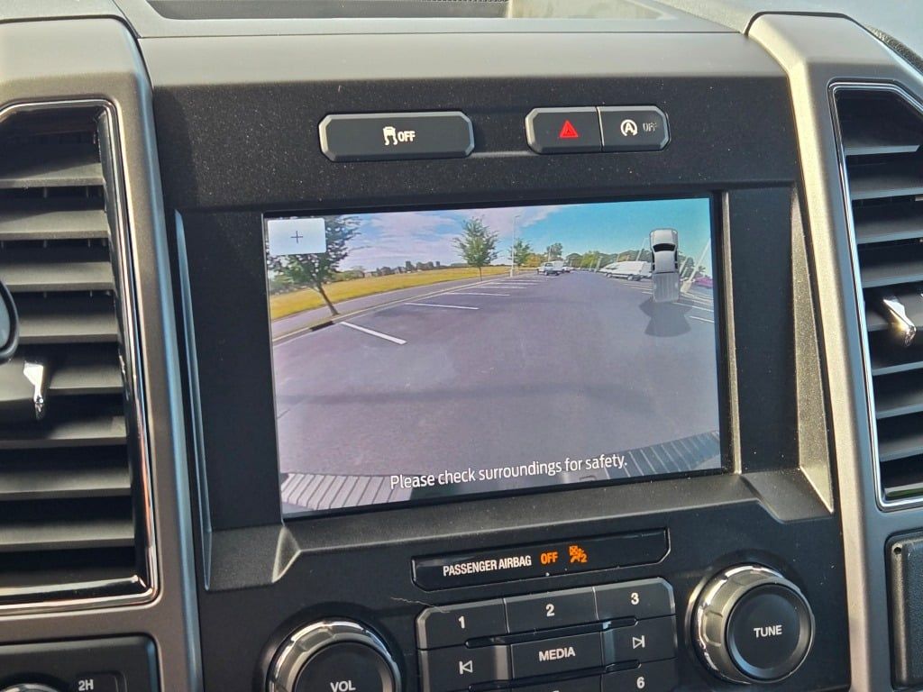 2020 Ford F-150 XLT photo 19