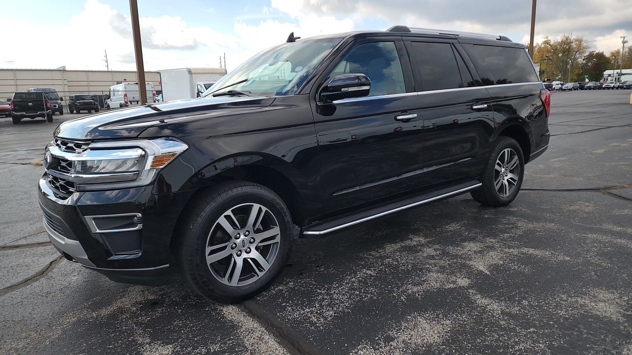 2022 Ford Expedition MAX Limited photo 4