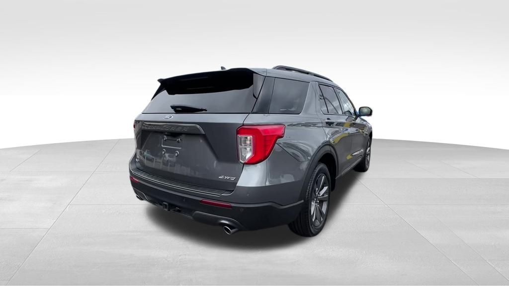 2022 Ford Explorer XLT photo 3