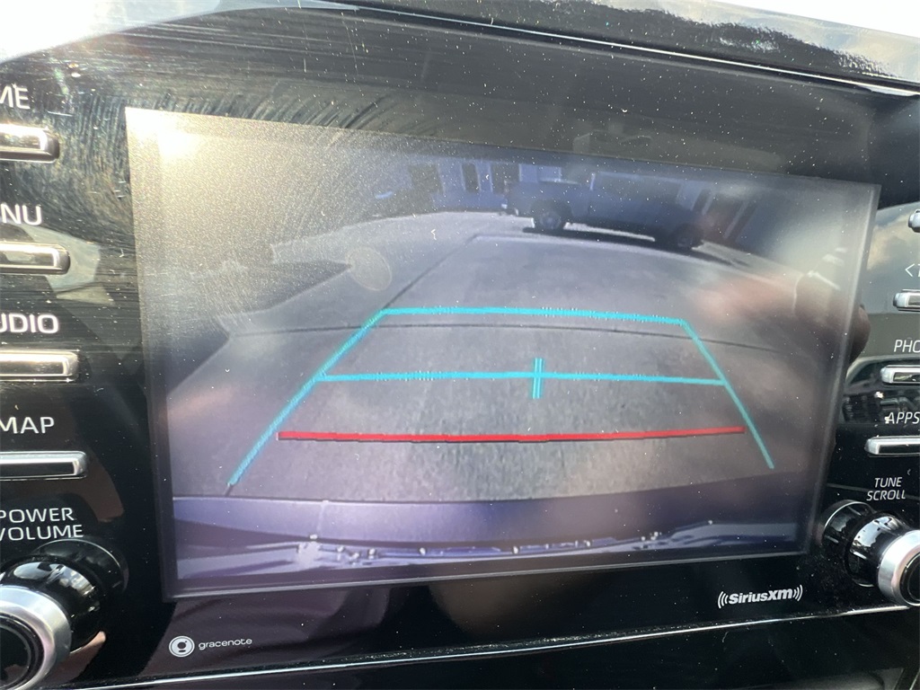 2022 Toyota Camry SE photo 21