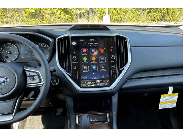 2025 Subaru Ascent Touring photo 16