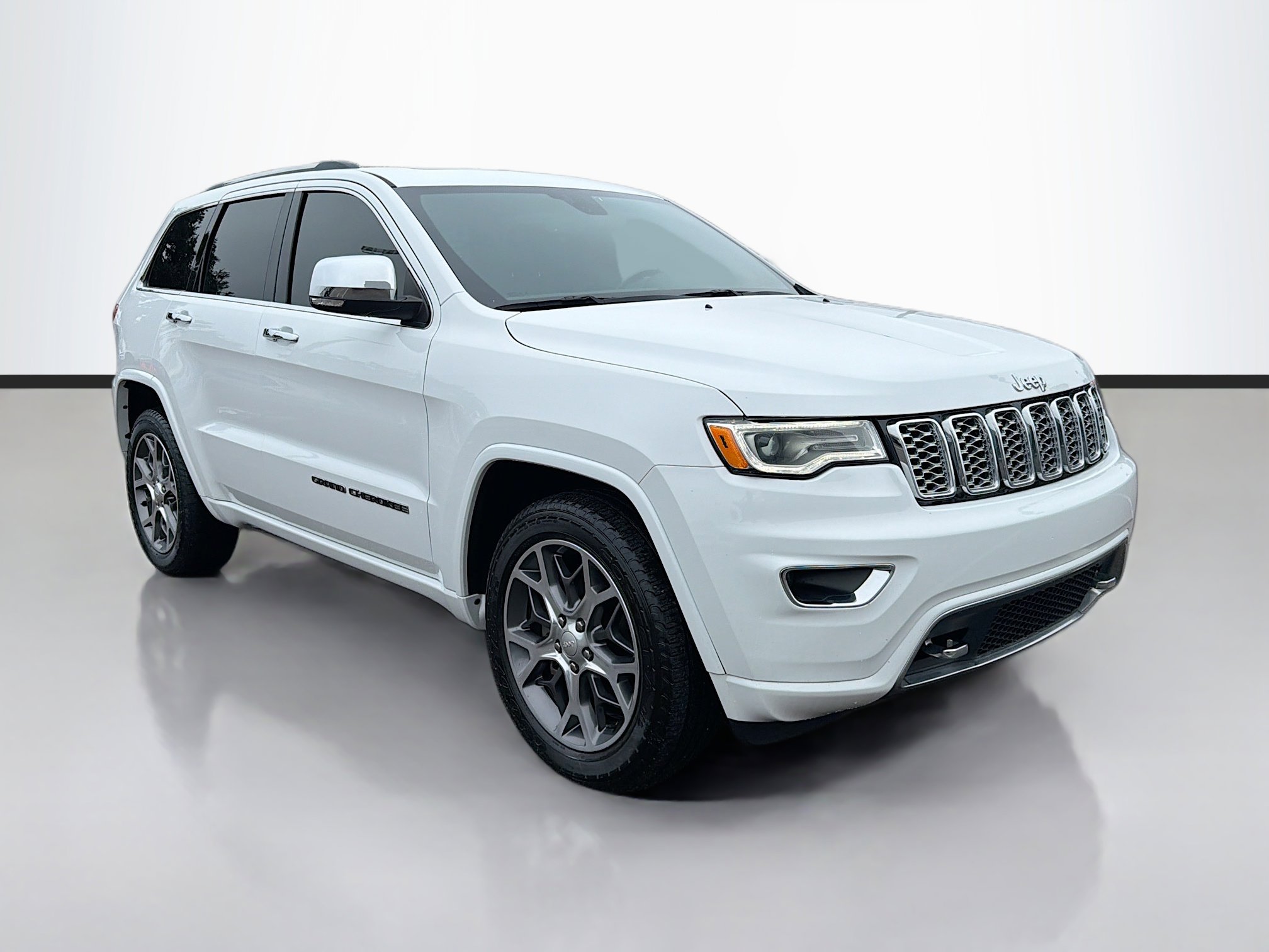 2020 Jeep Grand Cherokee Overland's photo