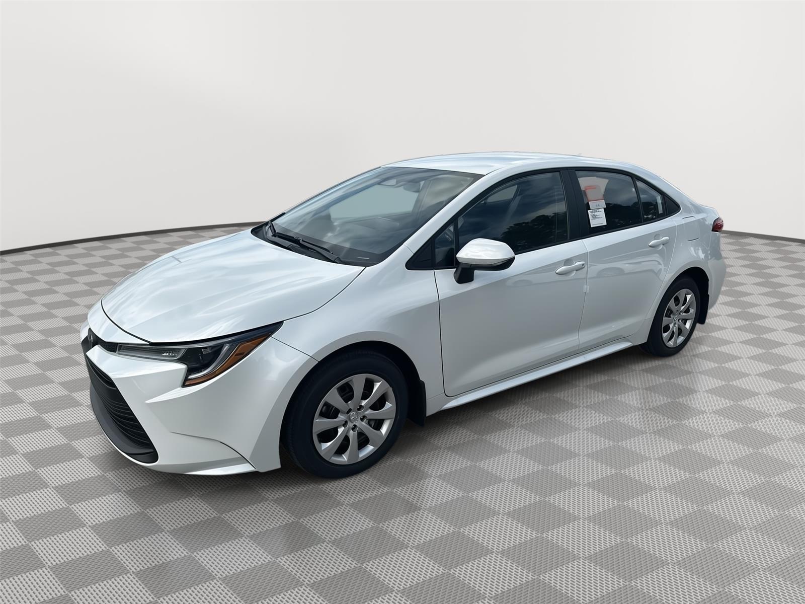 2026 Toyota Corolla LE's photo