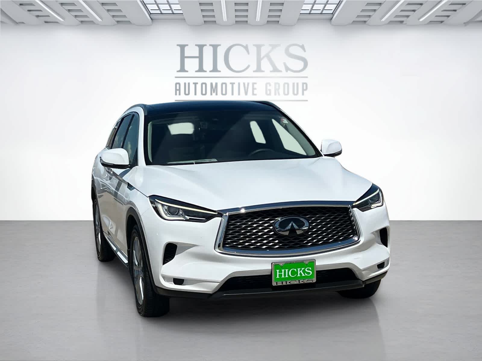 2025 Infiniti QX50 Luxe photo 3
