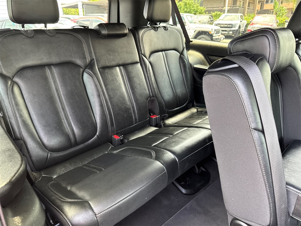 2023 Jeep Wagoneer L Series II photo 18