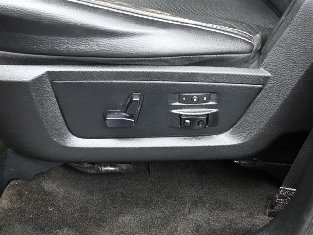 2017 Ram 1500 Laramie photo 18