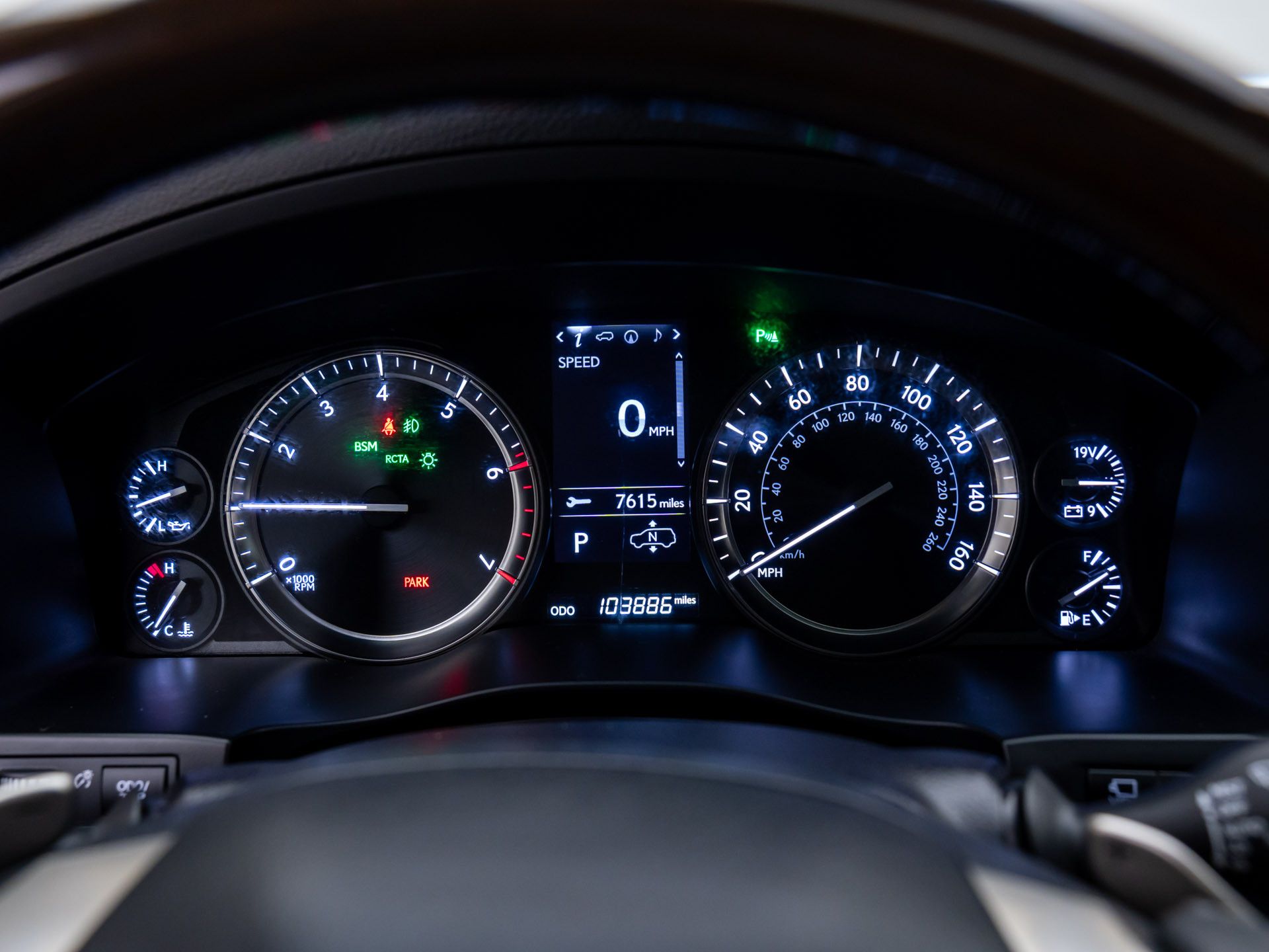 2019 Lexus LX 570 photo 22