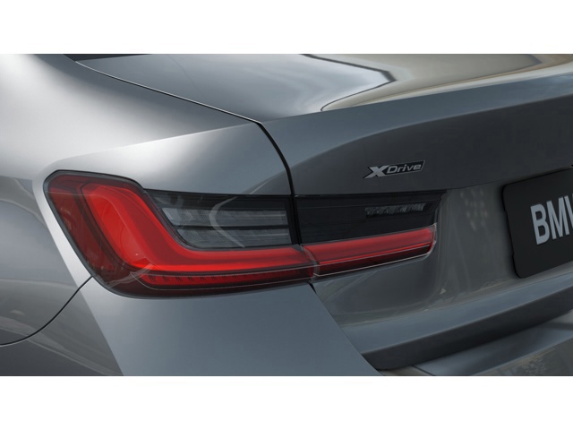 New 2025 Skyscraper Grey Metallic BMW  image 1
