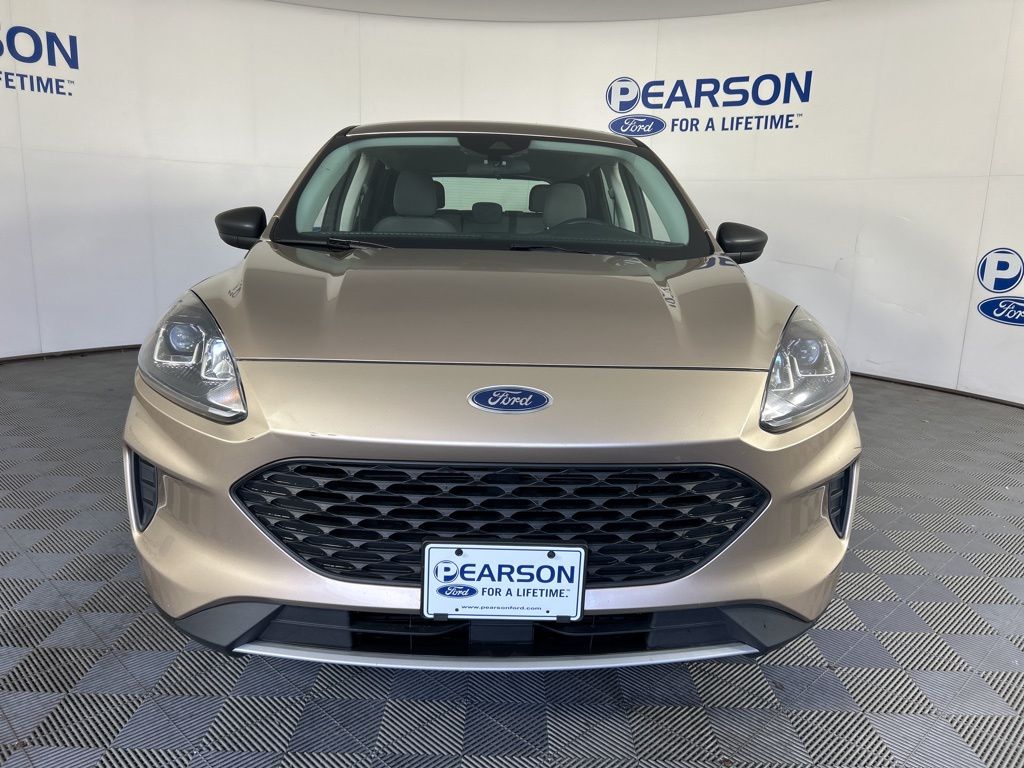 2021 Ford Escape S photo 2