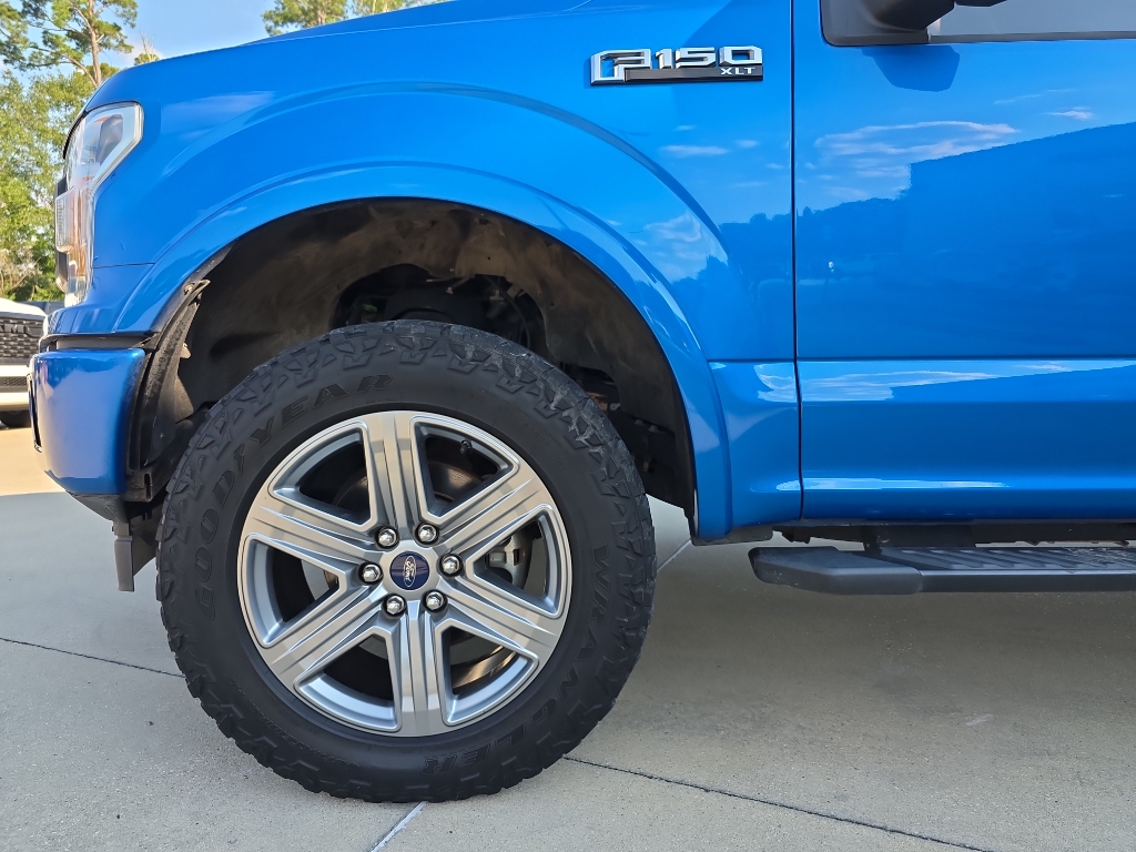 2019 Ford F-150 XLT photo 4