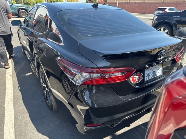 2023 Toyota Camry SE photo 3