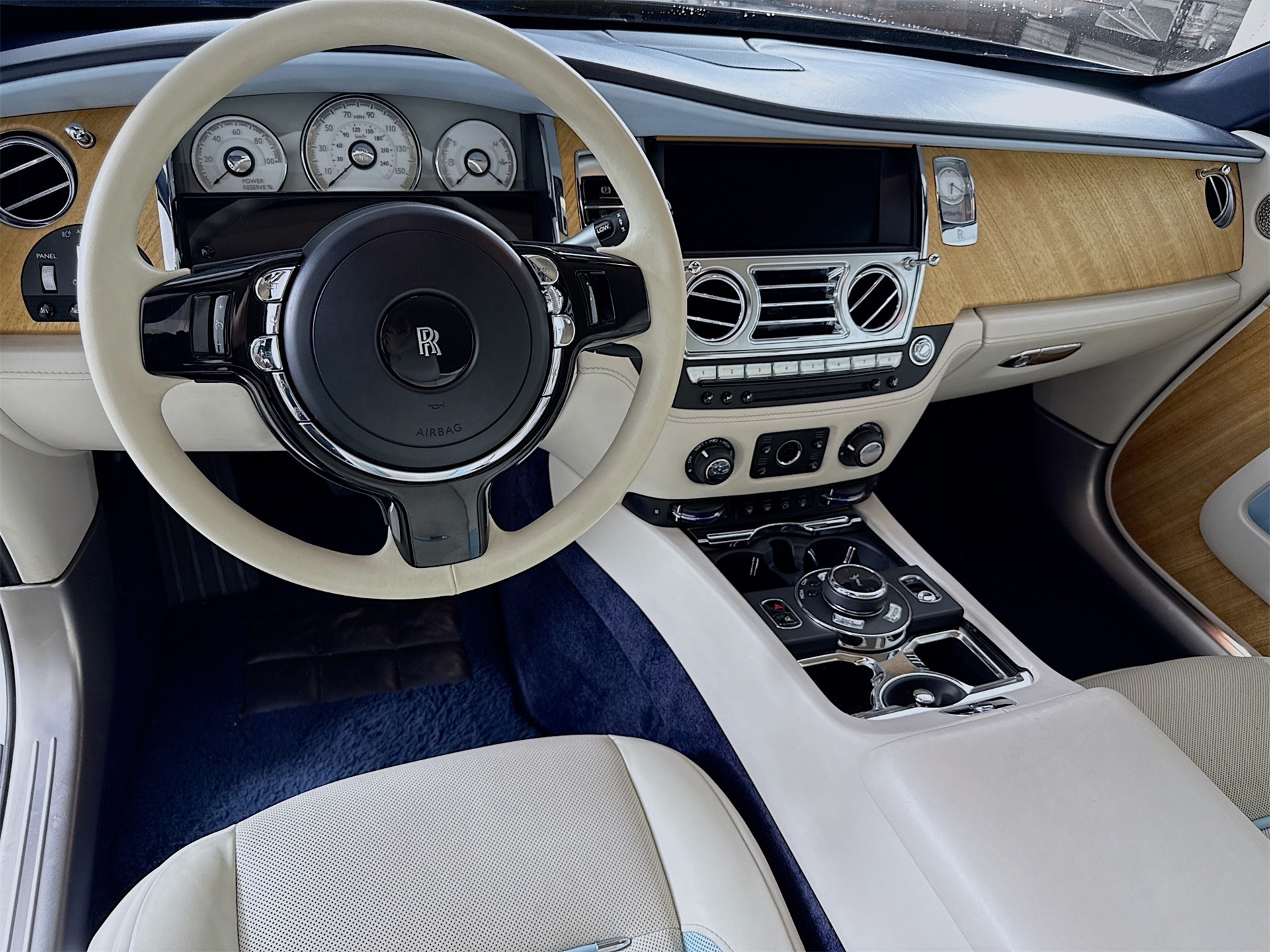 2018 Rolls Royce Dawn RR6 photo 17