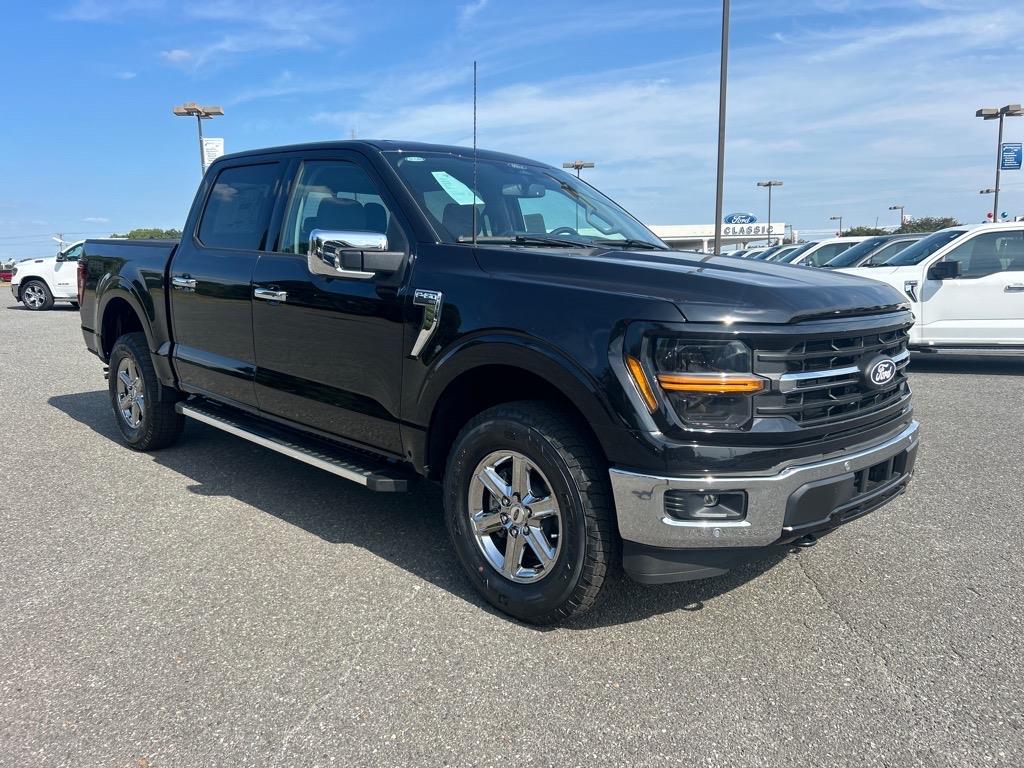 2024 Ford F-150 XLT photo 3