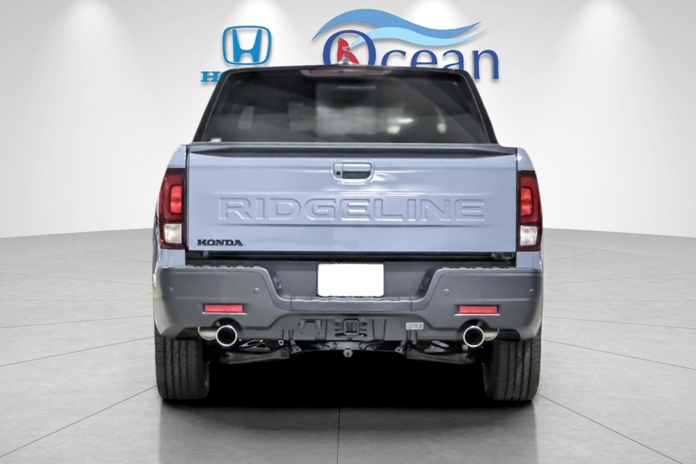 2026 Honda Ridgeline Black Edition photo 3