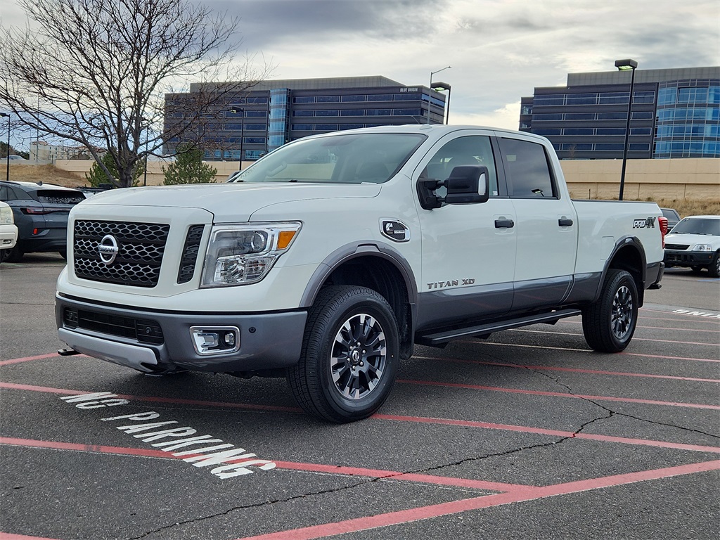 2019 Nissan Titan XD