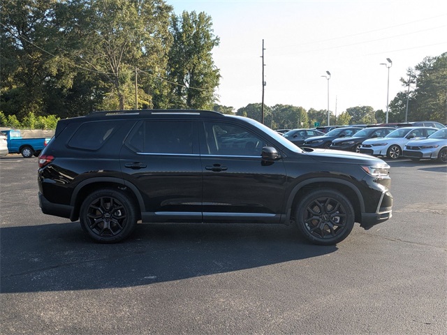 2025 Honda Pilot Touring photo 4