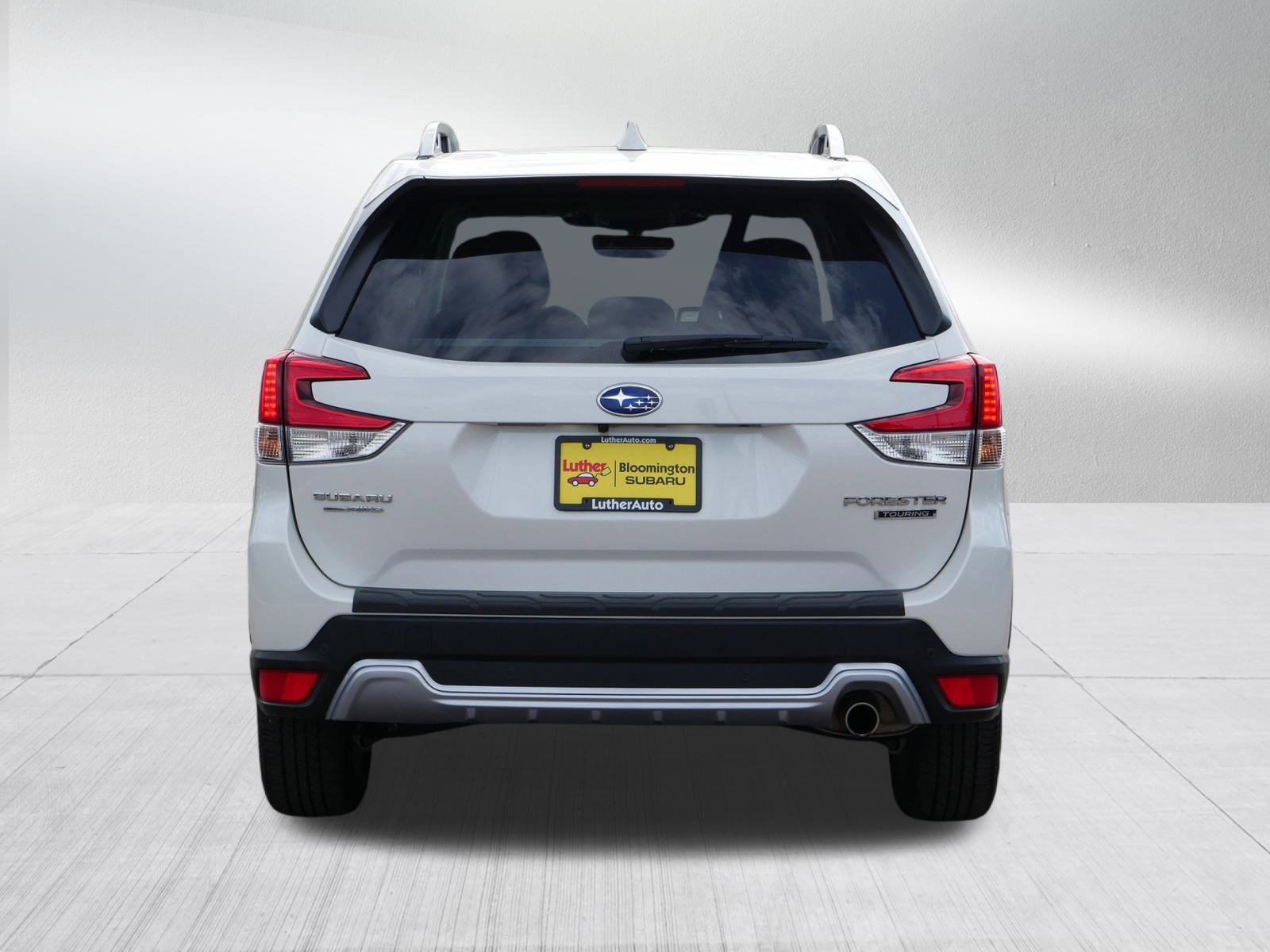 2023 Subaru Forester Touring photo 5