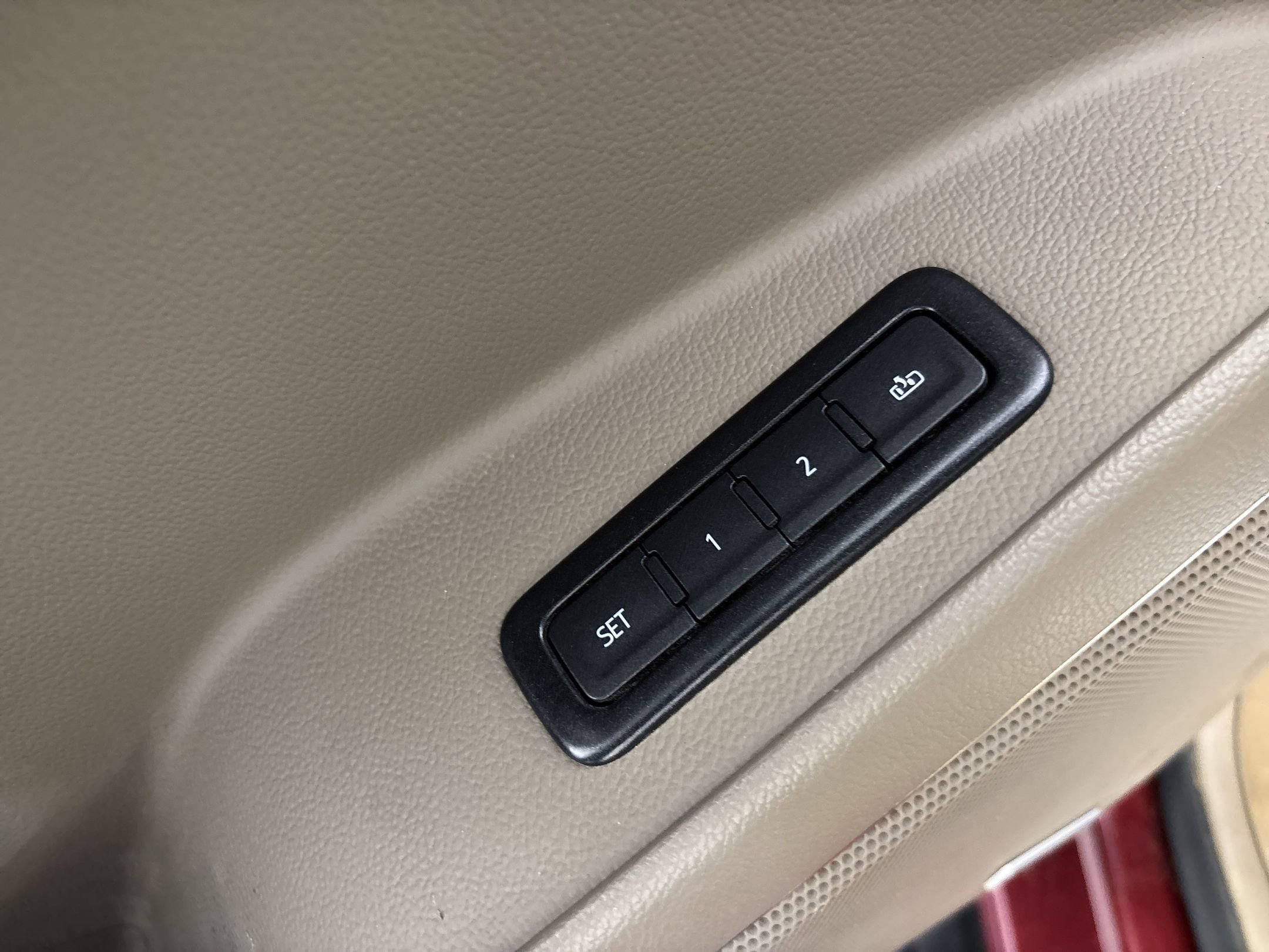 2019 Gmc Yukon XL SLT photo 24