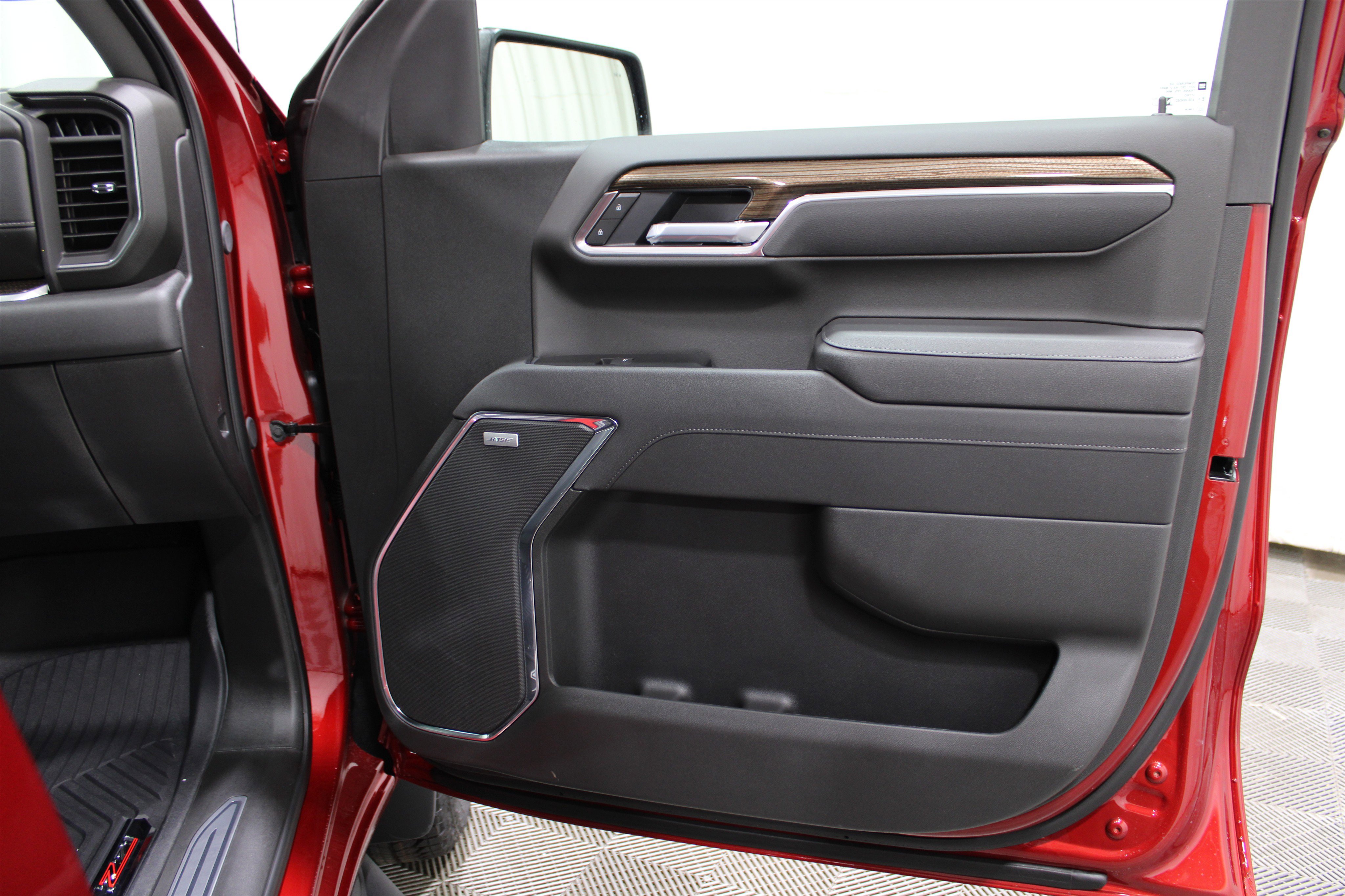 2026 Chevrolet Silverado 1500 LT Trail Boss photo 18