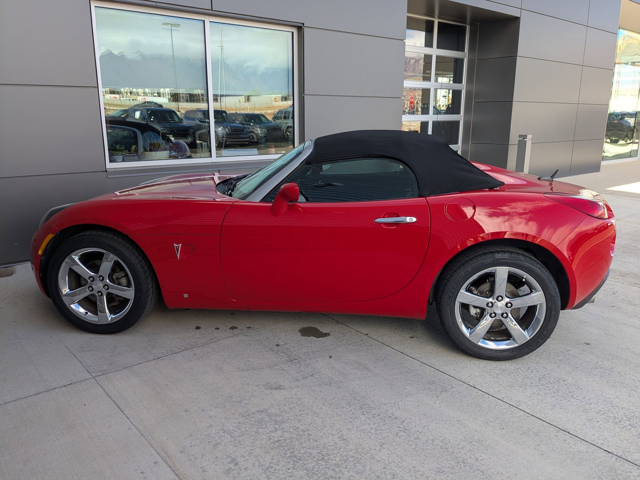 Used 2007 Pontiac Solstice GXP with VIN 1G2MG35X27Y133489 for sale in Lehi, UT