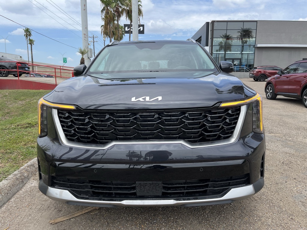 2025 Kia Sorento S photo 2