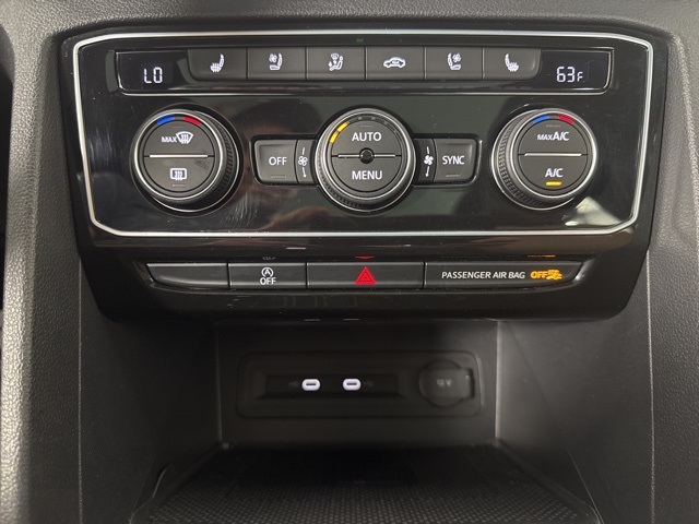 2023 Volkswagen Atlas Cross Sport V6 SEL Premium R-Line photo 15