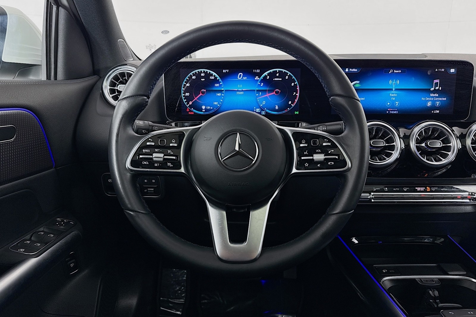 2023 Mercedes Benz GLA 250 photo 4