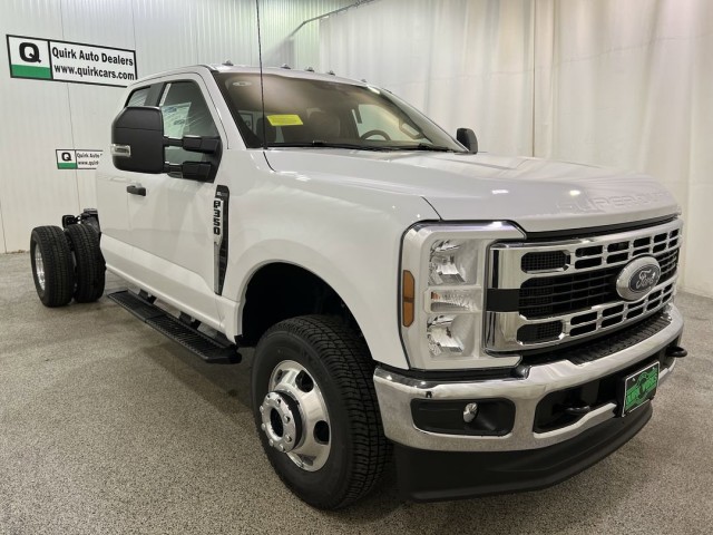 2025 Ford Super Duty F-350 DRW XL