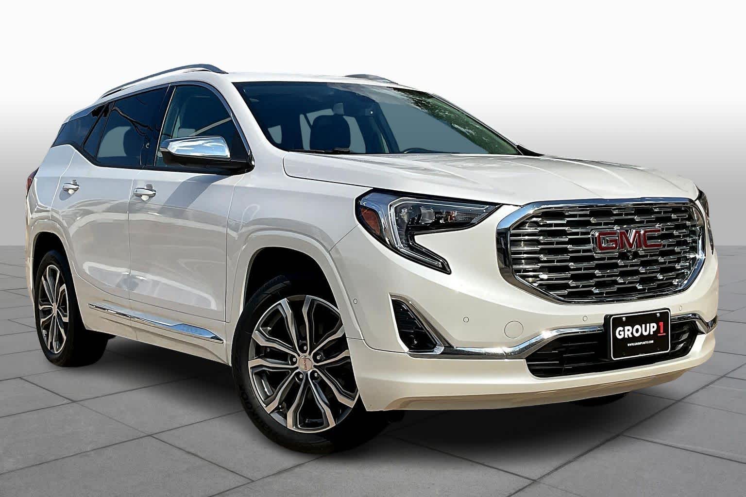 2020 Gmc Terrain Denali photo 2