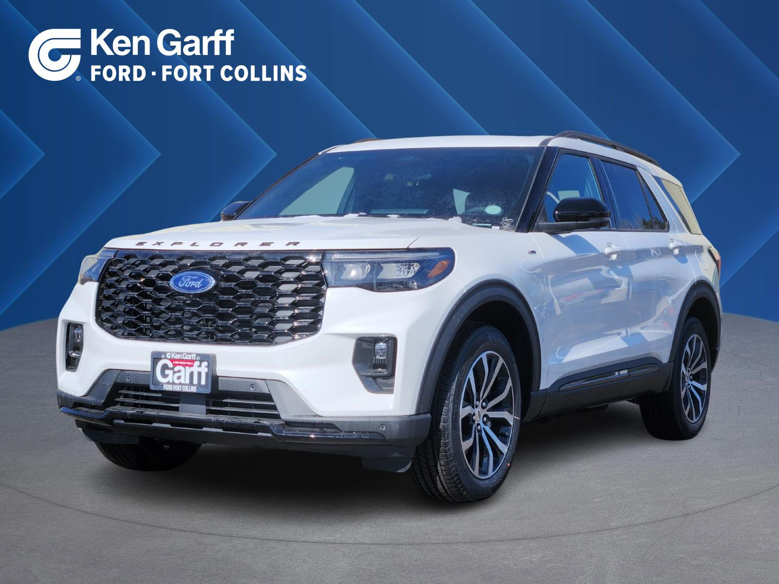 2025 Ford Explorer ST-LINE's photo