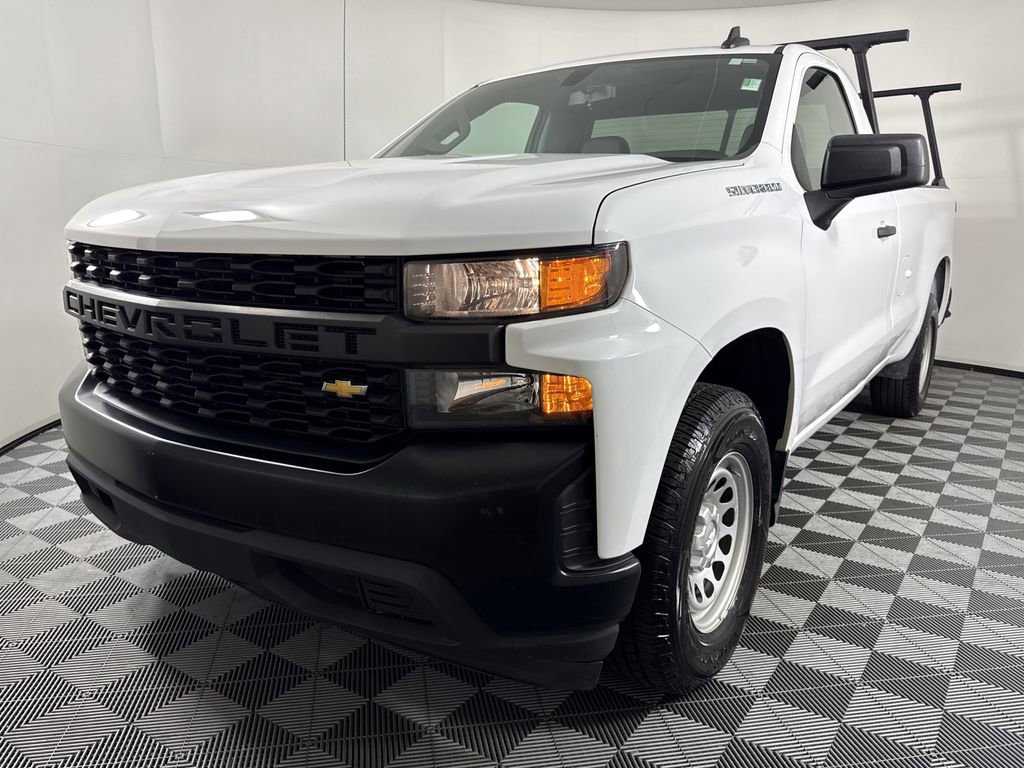 2021 Chevrolet Silverado 1500 photo 3