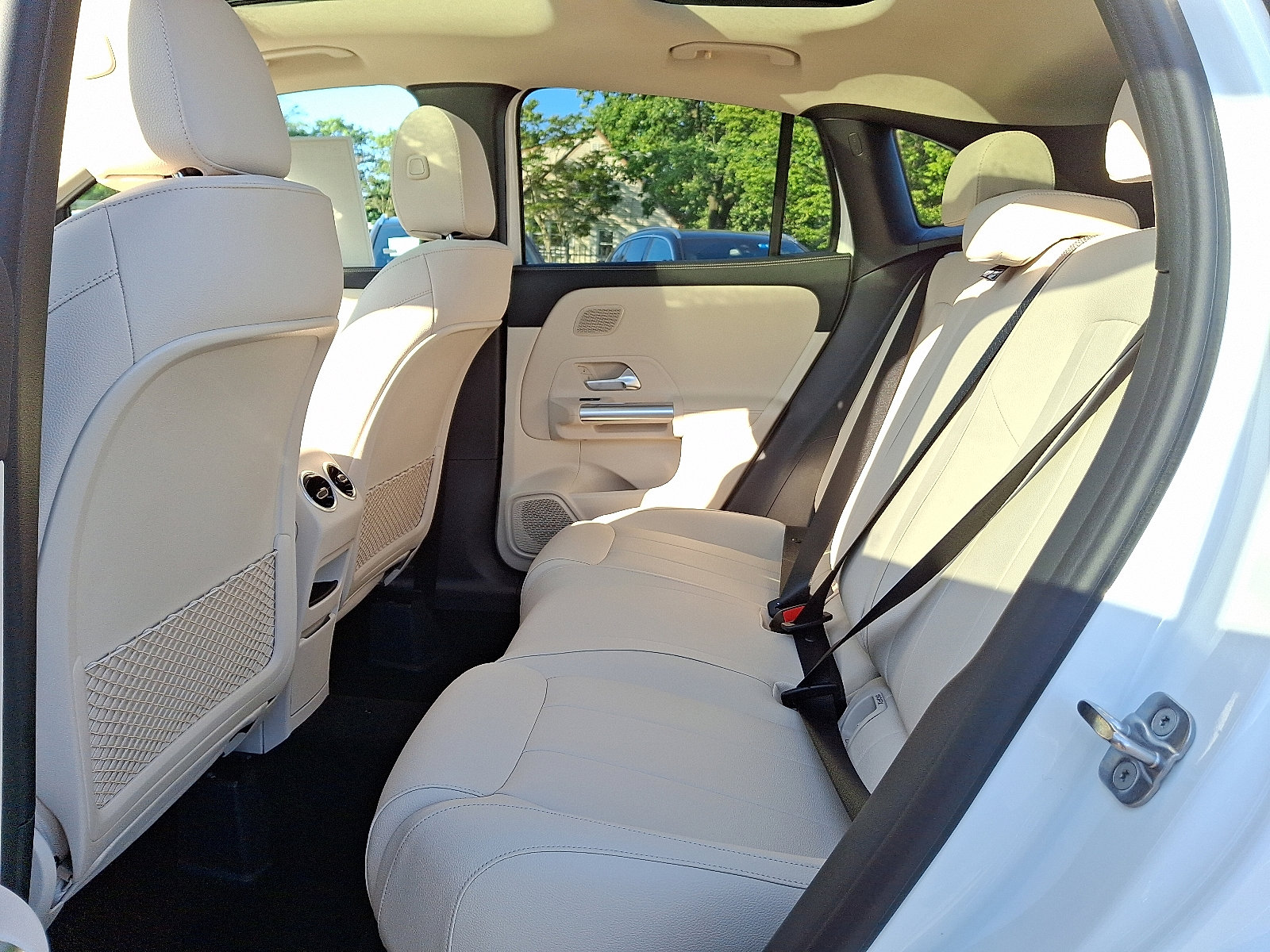 2026 Mercedes Benz GLA 250 4MATIC photo 6