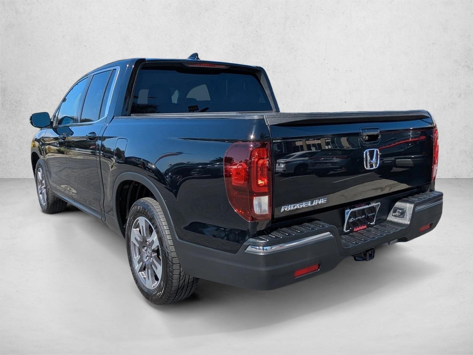 2017 Honda Ridgeline RTL photo 6